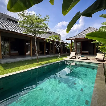 Stunning 3 Bdr Villa 900M From The Beach Seseh Canggu